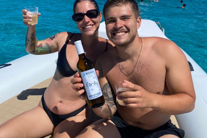 Escursioni in gommone alle Egadi con Skipper